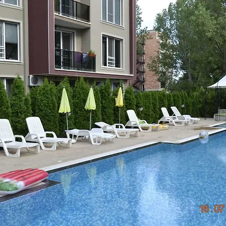 Vip Park Apartment